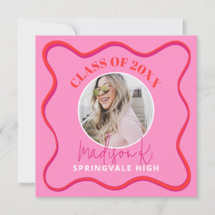 Roze diploma uitnodigingskaart met foto aankondiging