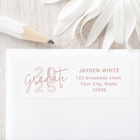 Roze Eenvoudig Modern Script Afstuderen retouradre Etiket (Insitu)