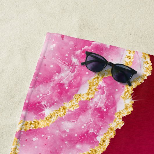 Roze Elegant Girly Monogramed Custom Name Summer Strandlaken (In situ)