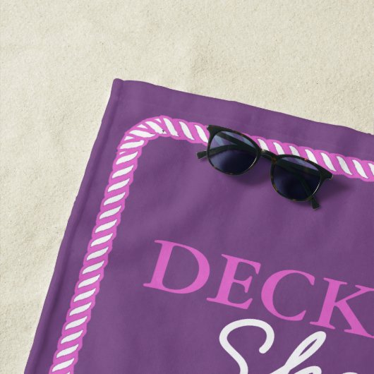 Roze en anker roze deckhand ID402 Strandlaken (In situ)