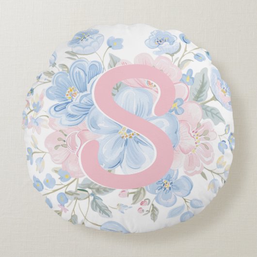 Roze en Blauwe Grandmillennial Reversible Monogram Rond Kussen (Voorkant)