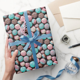 Roze en blauwe macaron verjaardag cadeaupapier