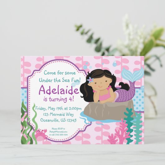 Roze en blauwe poka Dots Brunette Mermaid Birthday Kaart (Staand voorkant)