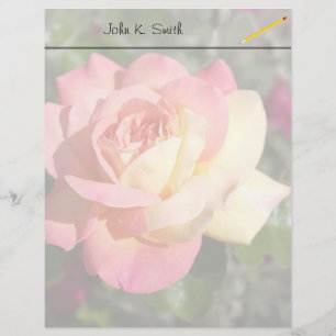 roze en gele rozenbloem, aangepast