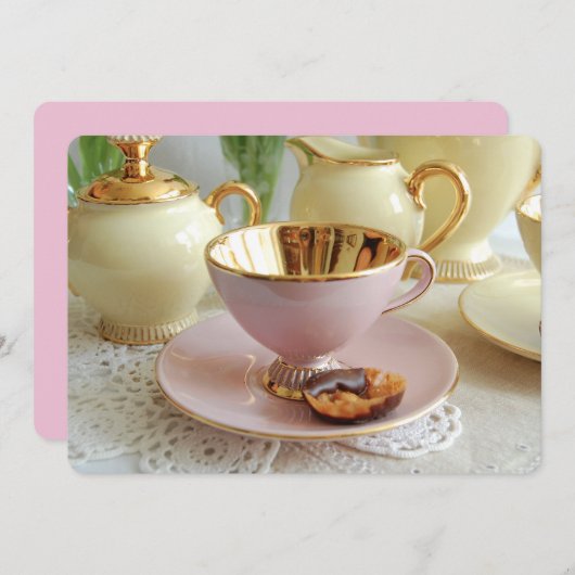 Roze en Gold Teacup Tea Party Invitation Kaart (Voorkant / Achterkant)