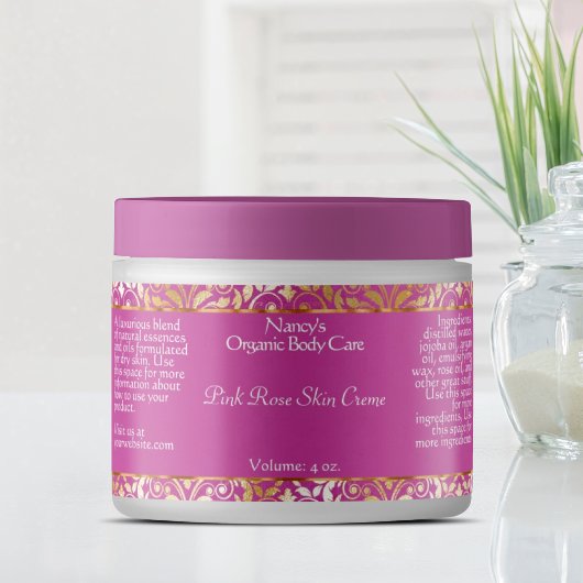 Roze en goudkleurige zeep en cosmetische labels -