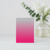 Roze en grijze gradiënt visitekaartje (Staand voorkant)