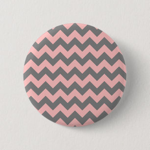 Roze en grijze zigzag ronde button 5,7 cm