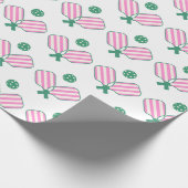 Roze en Groen Pickleball Verjaardag Cadeaupapier (Hoek)