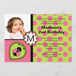Roze en groene Ladybug Foto Birthday Invitation Kaart