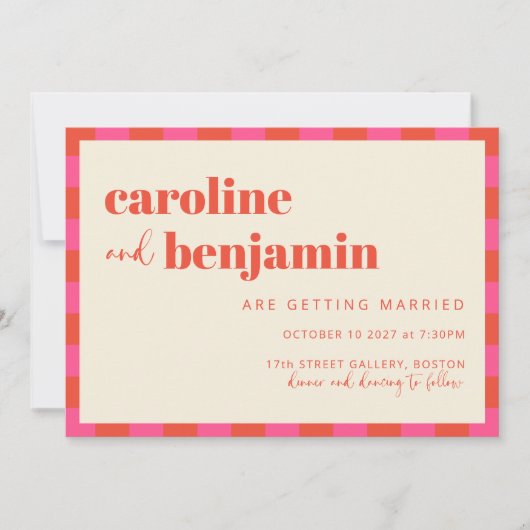 Roze en Oranje Schaakbord Patroon Bruiloft Kaart (Voorkant)