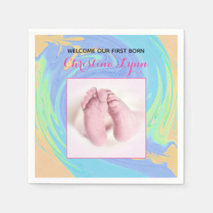Roze en pasta voor het eerst geboren met foto servet