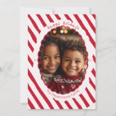 Roze en Rode Speelse Gestreepte Kerstfoto Feestdagenkaart (Voorkant)