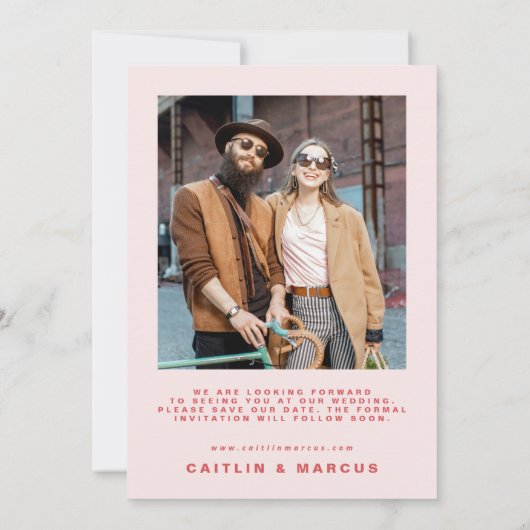 Roze en Rode Wave Bruiloft Save The Date Briefkaar Kaart (Achterkant)