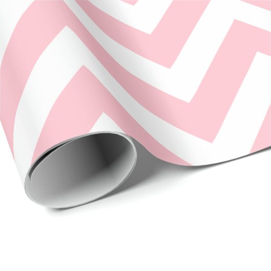 Roze en Wit Medium Size Chevron Stripes Cadeaupapier (Rol Hoek)