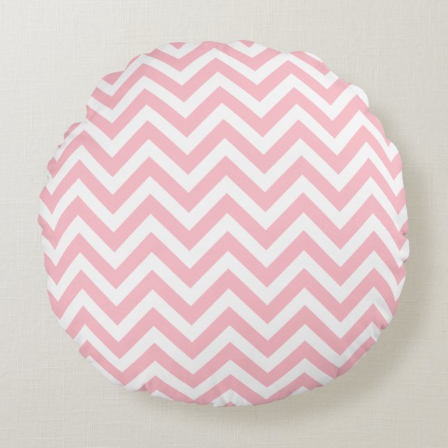 Roze en Wit Medium Size Chevron Stripes Rond Kussen (Voorkant)