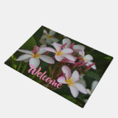 Roze en Witte Plumera met Welkom Deurmat (Schuin)