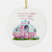 Roze en Witte Retro Camper met Citaat Keramisch Ornament (Voorkant)