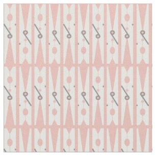 Roze en witte wasknijper met patroon stof