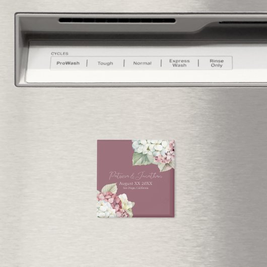 Roze en witte waterverf hydrangeabloemen op blozen magneet (Insitu (Vaatwasser))