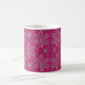 Roze en zilveren sneeuwvlokken Kerstmug met naam Koffiemok (Center)