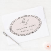 Roze en Zwart Roos Monogram Bruiloft Favor Ovale Sticker (Envelop)