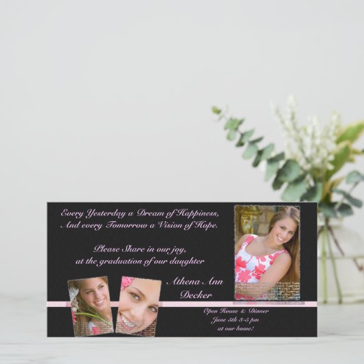 Roze en zwarte Afstuderen Aankondiging & Uitnodigi (Staand voorkant)