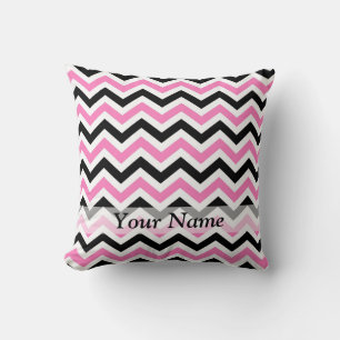 Roze en zwarte chevron patroon kussen