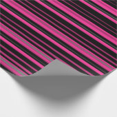 Roze en zwarte straallijnen cadeaupapier (Hoek)