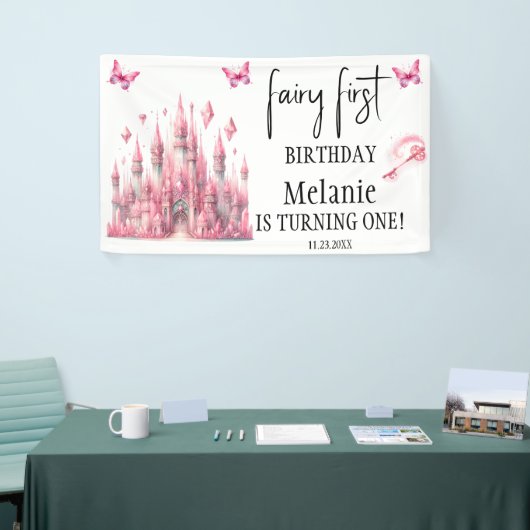 Roze Fairy Castle Roze Vlinders Eerste Verjaardag Spandoek (Beurs)