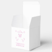 Roze flurierachtige bloemenmonogram voor pleisters bedankdoosjes (Geopend)