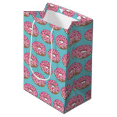 Roze Gebelegde Donut Sprinkels Donut Junkfood Medium Cadeauzakje (Voorkant Gekanteld)