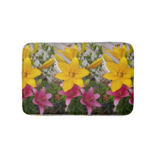 Roze gele lillies bloembloem Bath Mat