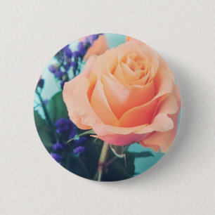 roze gele roos met muntachtergrond ronde button 5,7 cm