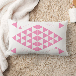 Roze geometrische driehoeken kussen