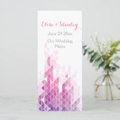 Roze geometrische driehoeken moderne bruiloft menu (Staand voorkant)