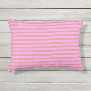 Roze geometrische strepen Accent Pillow Buitenkussen