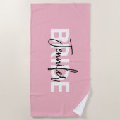 Roze gepersonaliseerde bruid typografie strandlaken (Voorkant)