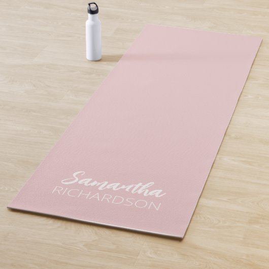 Roze gepersonaliseerde monogramnaam yogamat (In situ)