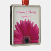 Roze Gerbera Daisy Flower Huwelijk of Jubileum Metalen Ornament (Rechts)