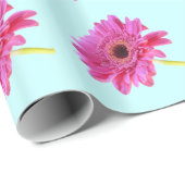 Roze Gerbera Daisy op blauwe achtergrond Cadeaupapier (Rol Hoek)