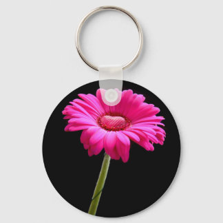 Roze gerbera met hart op zwarte achtergrond sleutelhanger