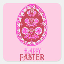 Roze geschilderd traditioneel Oekraïens paasei