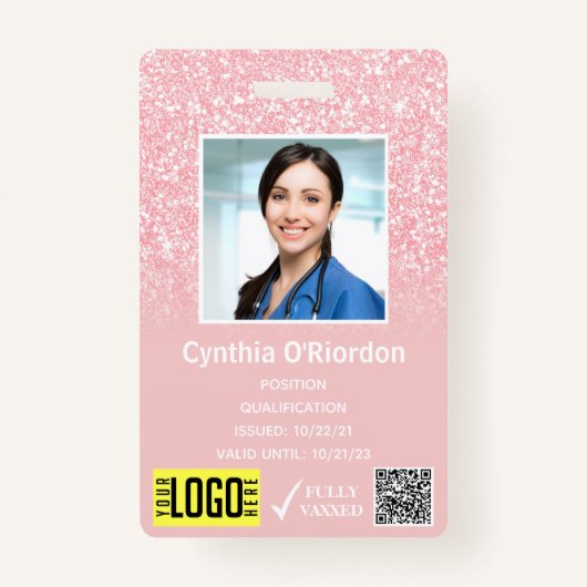 Roze Glitter Personeel Foto ID QR Barcode Badge (Voorkant)