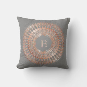 Roze Goud Grijze Moderne Mandala Monogram Kussen