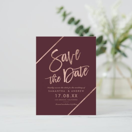 Roze goud rood bordeaux  script  save the date aankondigingskaart (Staand voorkant)