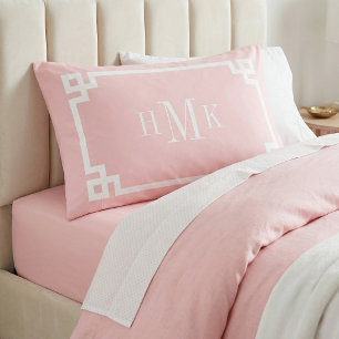 Roze Griekse Sleutel Monogram Standaard Paar Kussensloop