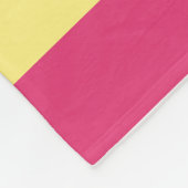Roze, groene en gele strepen fleece deken (Hoek)