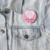 Roze grootmoeder als Baby shower Button (In situ)