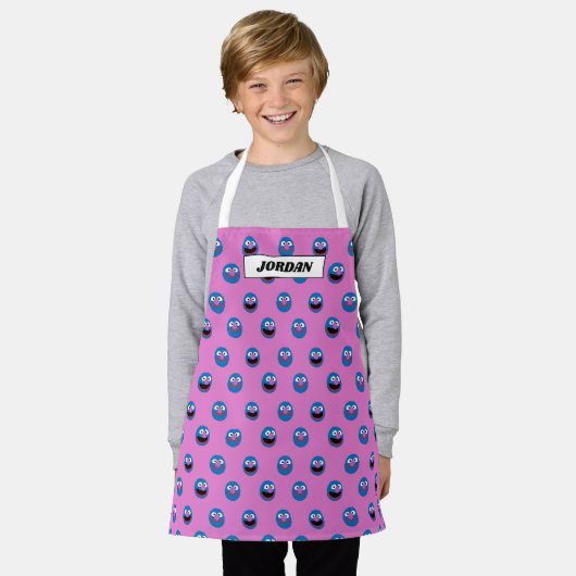 Roze Grover Face Pattern Schort (Gedragen)